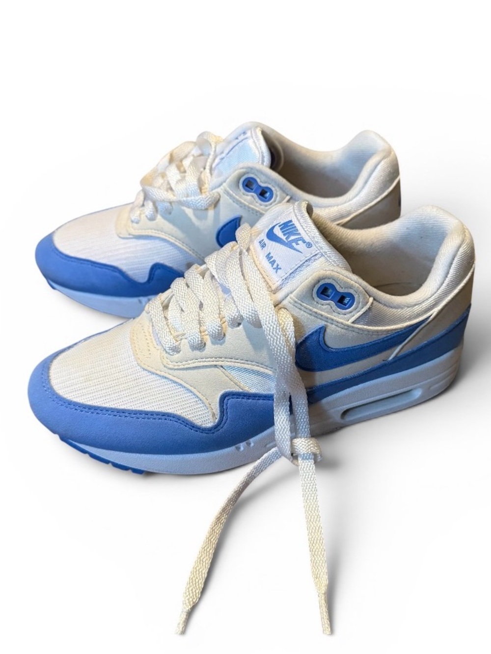 NIKE LAir Max Low Top Sneakers White & Light Blue 7